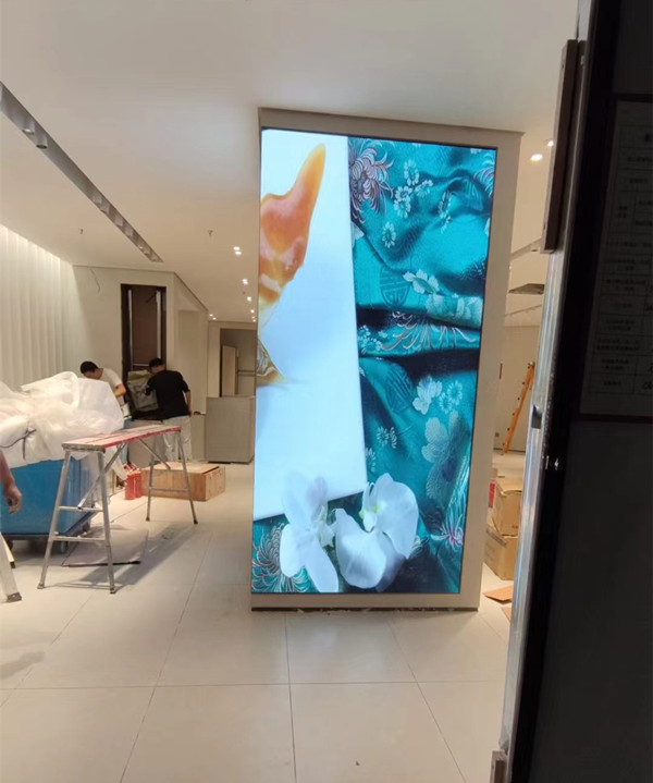甘肃商场门店转角LED显示屏